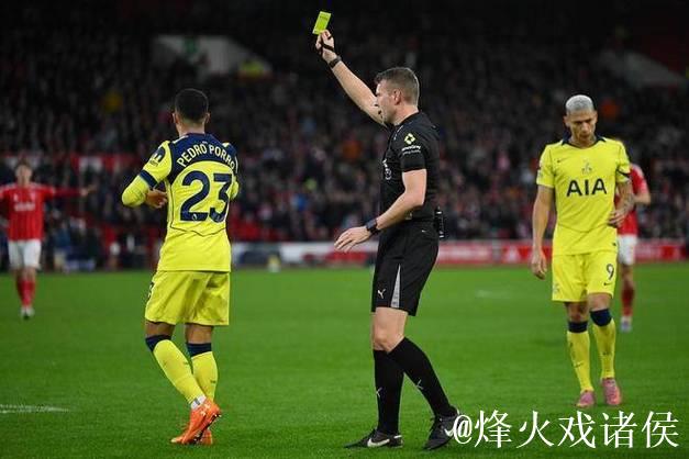 英超战报:曼城追击阿森纳 黑马豪取9连胜 热刺遭0-3重创近7轮仅1胜 英超战报:曼城追击阿森纳 黑马豪取9连胜 热刺遭0-3重创近7轮仅1胜